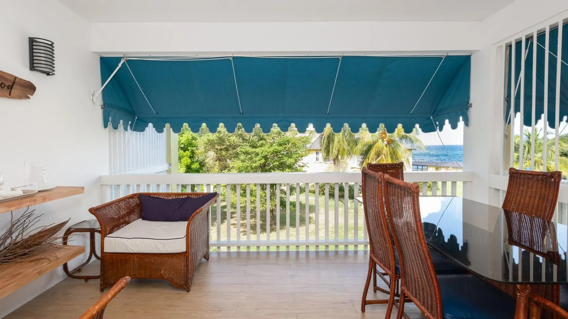 Jamaica Time Driftwood At Sea Palms 3Br 3Ba Condo In Ocho Rios With Pool And Beach Front With Views Only 10 Mins From Ochi Intl Airport Direct Flight From Miami Saint Maryʼs 0*,  자메이카