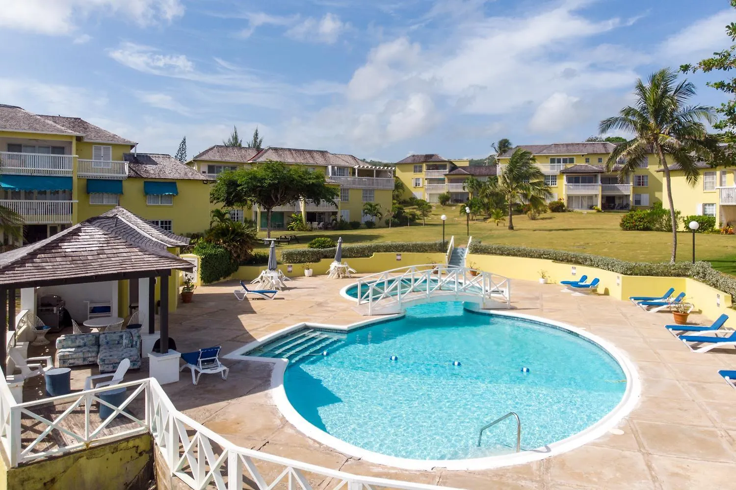 Jamaica Time Driftwood At Sea Palms 3Br 3Ba Condo In Ocho Rios With Pool And Beach Front With Views Only 10 Mins From Ochi Intl Airport Direct Flight From Miami Saint Maryʼs 아파트