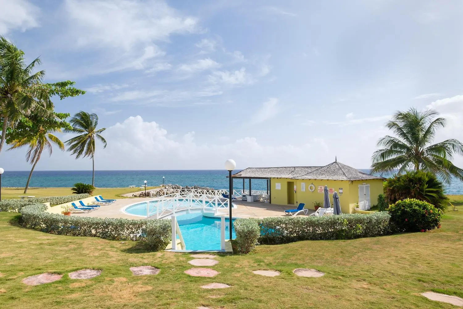 Jamaica Time Driftwood At Sea Palms 3Br 3Ba Condo In Ocho Rios With Pool And Beach Front With Views Only 10 Mins From Ochi Intl Airport Direct Flight From Miami Saint Maryʼs 0*,  자메이카
