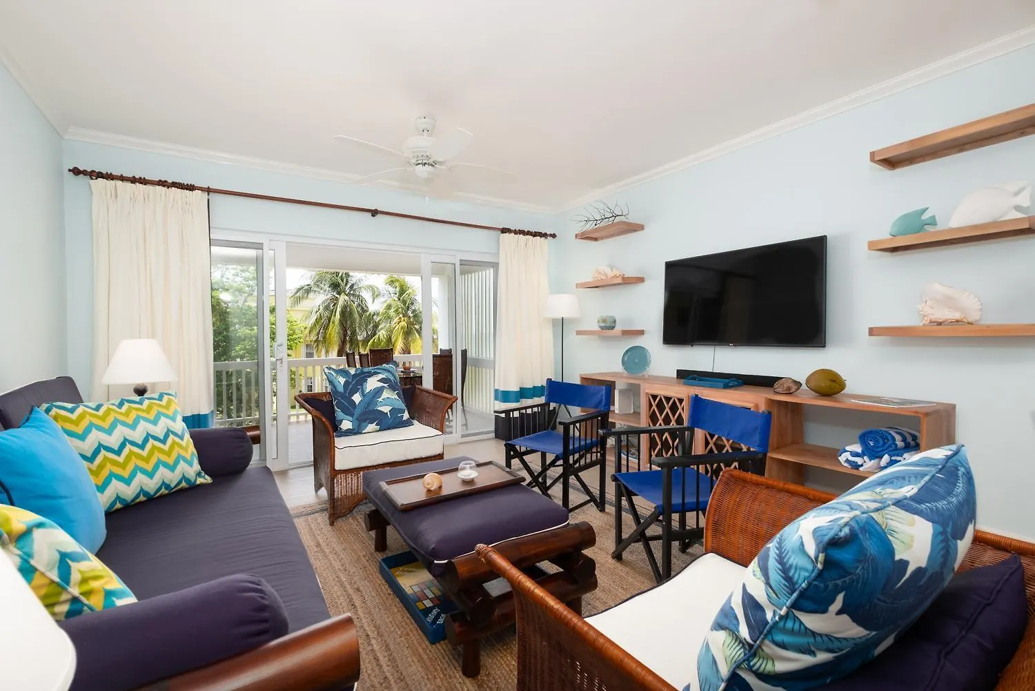 Jamaica Time Driftwood At Sea Palms 3Br 3Ba Condo In Ocho Rios With Pool And Beach Front With Views Only 10 Mins From Ochi Intl Airport Direct Flight From Miami Saint Maryʼs 아파트