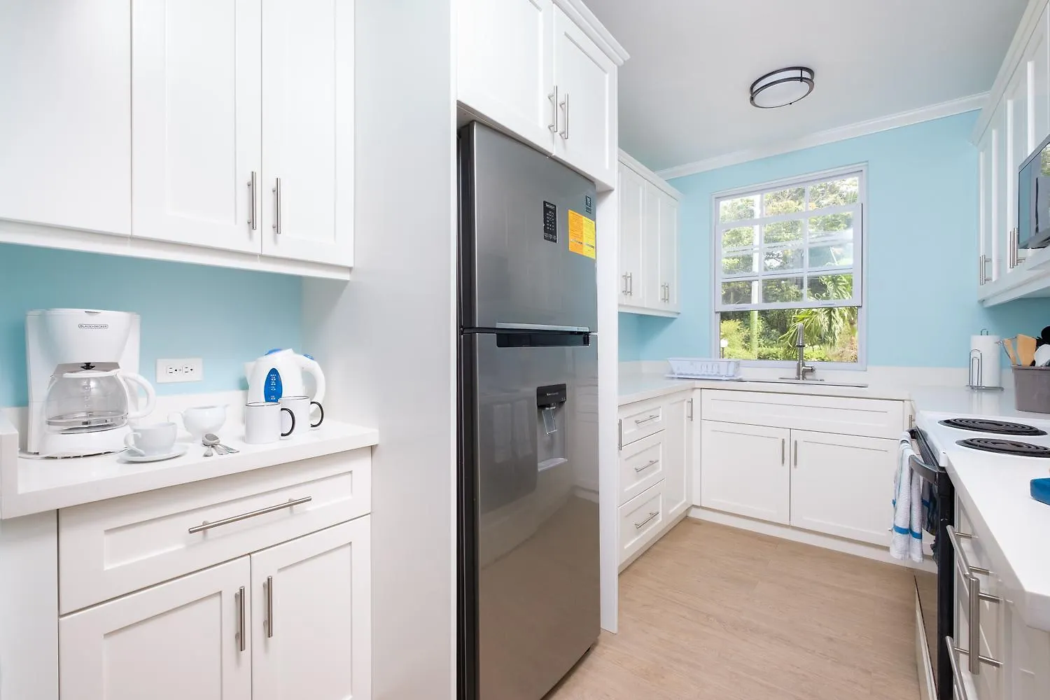 아파트 Jamaica Time Driftwood At Sea Palms 3Br 3Ba Condo In Ocho Rios With Pool And Beach Front With Views Only 10 Mins From Ochi Intl Airport Direct Flight From Miami Saint Maryʼs
