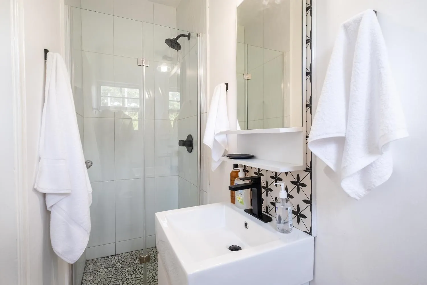 아파트 Jamaica Time Driftwood At Sea Palms 3Br 3Ba Condo In Ocho Rios With Pool And Beach Front With Views Only 10 Mins From Ochi Intl Airport Direct Flight From Miami Saint Maryʼs 자메이카