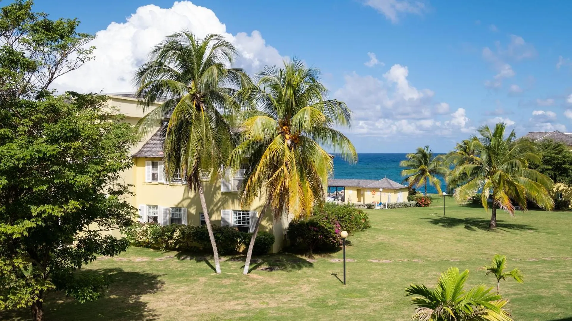 Jamaica Time Driftwood At Sea Palms 3Br 3Ba Condo In Ocho Rios With Pool And Beach Front With Views Only 10 Mins From Ochi Intl Airport Direct Flight From Miami Saint Maryʼs